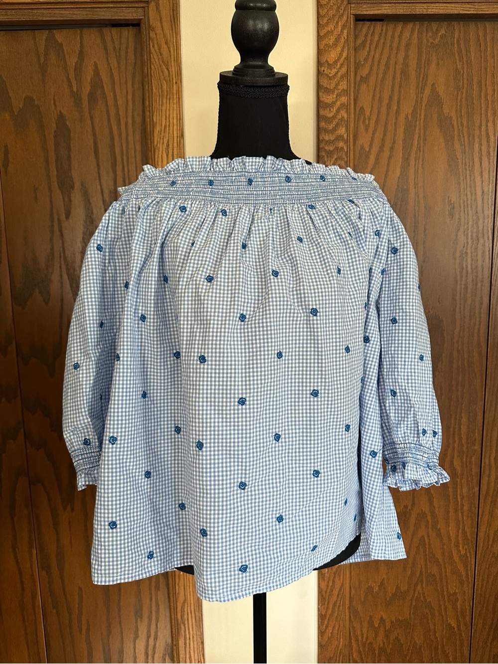 NWT Gap Blue Gingham Embroidered Off-Shoulder Women’s Top